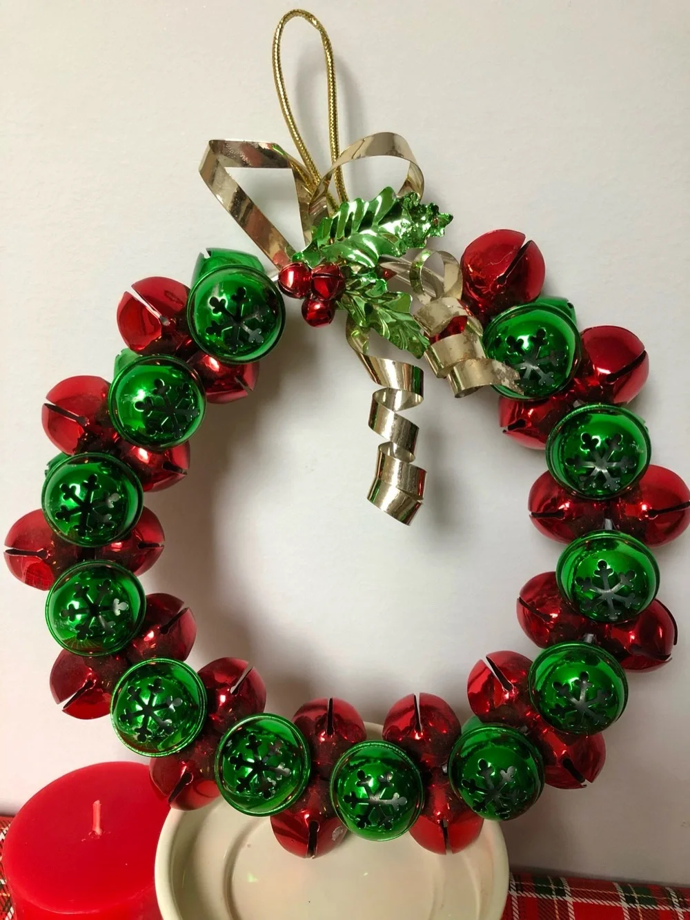 Vintage Metal Snowflake Jingle Bell Festive Wreath